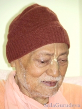 Bhakti-Ballabh-Tirtha-Goswami-Maharaj